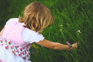 How to Create a Toxins Free Garden for Your Children